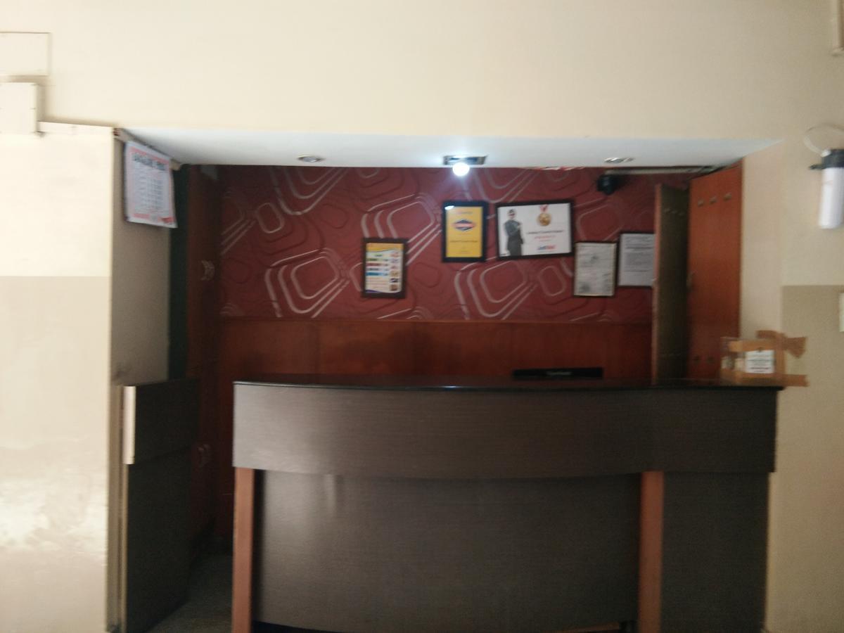 Veekay Tourist Home Bangalore Exterior photo
